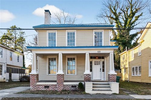 121 Pinner St, Suffolk, VA, 23434-4527 | Card Image