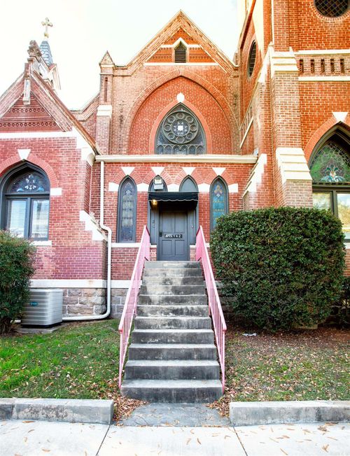 8-1500 Center St, Little Rock, AR, 72202-4954 | Card Image