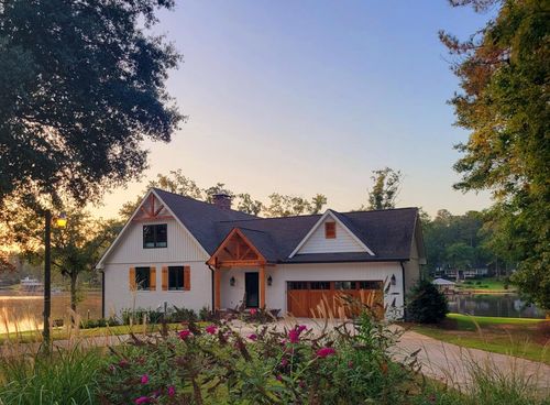 139 Woodhaven Dr, Eatonton, GA, 31024-7746 | Card Image