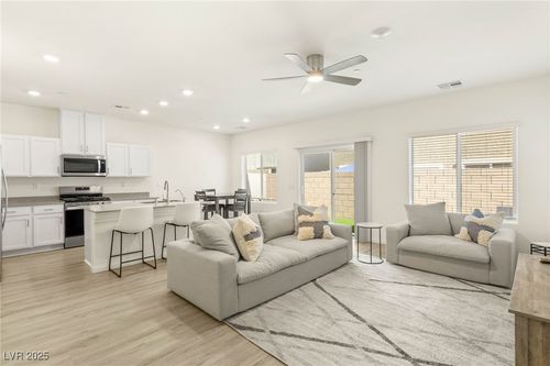 4718 Arctic Cliffs Ave, Las Vegas, NV, 89141-9120 | Card Image