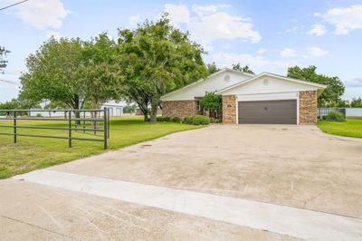 7517a Us Highway 67, House other with 3 bedrooms, 2 bathrooms and null parking in Stephenville TX | Image 2