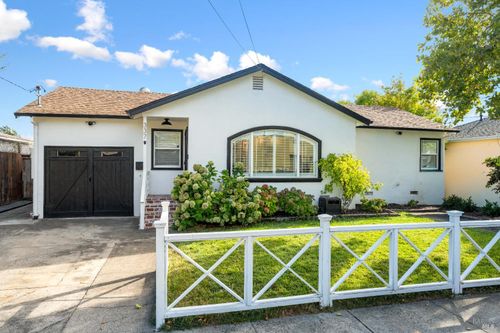 337 Bettencourt Street, Sonoma, CA, 95476 | Card Image