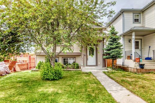 27 Covepark Dr Ne, Calgary, AB, T3K5T6 | Card Image