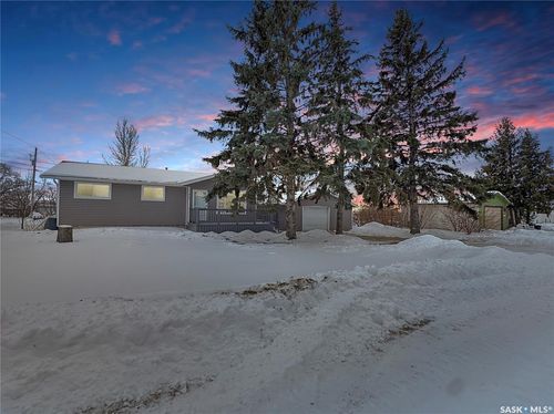 114 2nd Ave N, Maymont, SK, S0M1T0 | Card Image