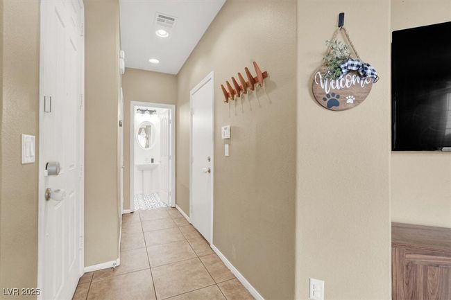 Entry Hall | Image 4