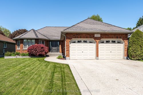 23 Hampton Court, Brant, ON, N0E1N0 | Card Image