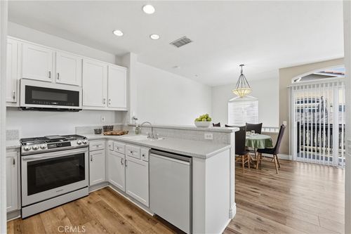 27 Via Barcelona, Rancho Santa Margarita, CA, 92688-2344 | Card Image