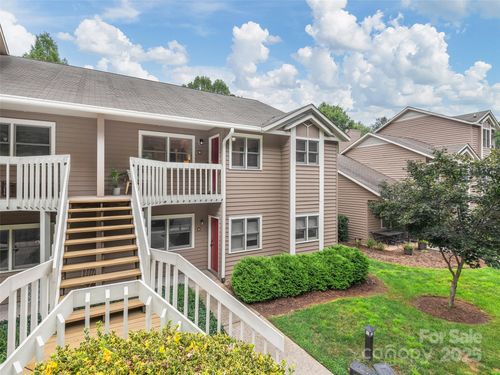 13 Timberlake Dr, Asheville, NC, 28803-9534 | Card Image