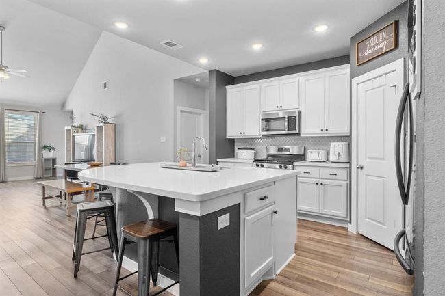 16318 Sundew Bend Dr, House other with 4 bedrooms, 3 bathrooms and 2 parking in Humble TX | Image 12