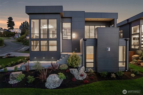 1422 Sequalish St, Steilacoom, WA, 98388-2500 | Card Image