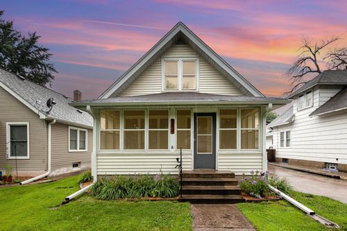 304 8th Ave S, South Saint Paul, MN, 55075-2508 | Card Image