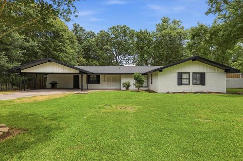 210 Greenwood Dr, Beaumont, TX, 77705-7445 | Card Image