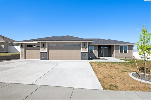 3474 S Alaska Pl, Kennewick, WA, 99338-5669 | Card Image