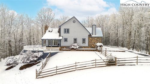 559 Brownstone Ln, Crumpler, NC, 28617 | Card Image