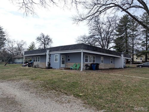 726 Eastern Ave, Greenville, IL, 62246-1430 | Card Image
