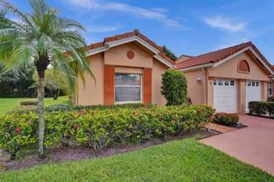 A - 9760 Summerbrook Ter, Home with 2 bedrooms, 2 bathrooms and null parking in Boynton Beach FL | Image 2