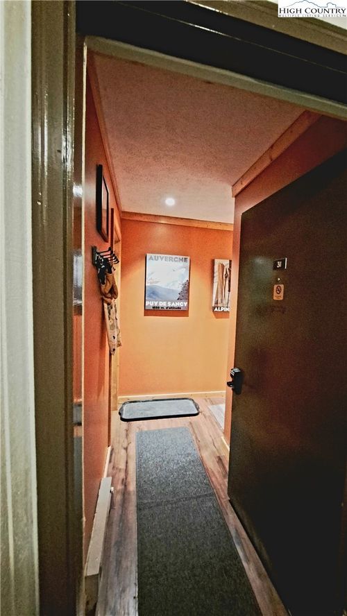 311-103 Sugar Ski Dr, Sugar Mountain, NC, 28604-7145 | Card Image