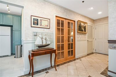 Entry Way | Image 3