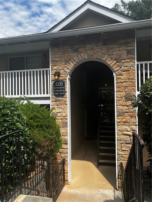 unit-303-3155 Seven Pines Ct, Atlanta, GA, 30339-5841 | Card Image