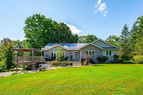 472502 Southgate Siderd 47, Holstein, ON, N0G2A0 | Card Image