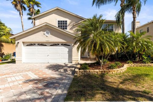 11503 Whispering Hollow Dr, TAMPA, FL, 33635-1541 | Card Image