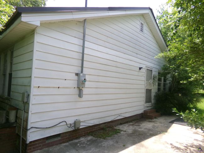 9533 Us Highway 80 W, House other with 3 bedrooms, 1 bathrooms and null parking in Culloden GA | Image 4