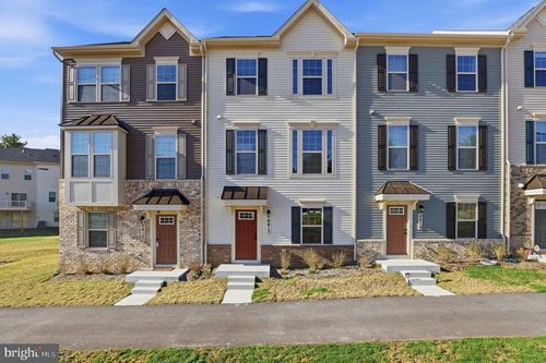 9417 Tall Oaks Ct, MONTGOMERY VILLAGE, MD, 20886-3175 | Card Image