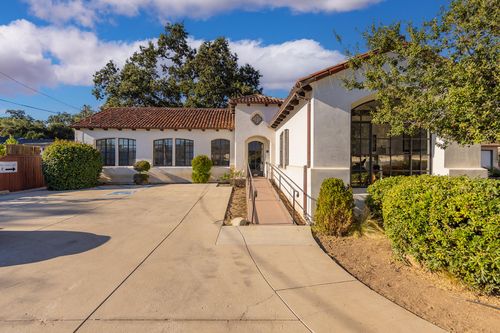 108 E Matilija St, Ojai, CA, 93023-2639 | Card Image