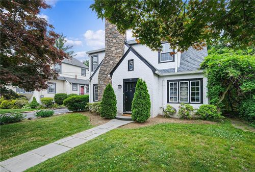 164 Nelson Rd, Scarsdale, NY, 10583-5821 | Card Image