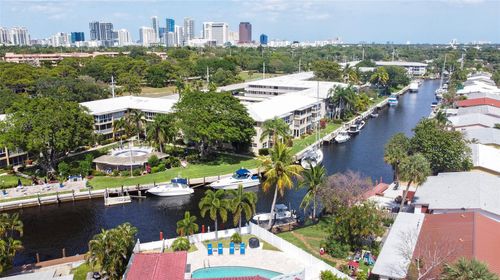 1240 Sw 13th Cir, Fort Lauderdale, FL, 33315-1371 | Card Image