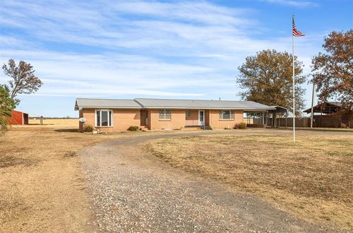 22431 100th St, Maysville, OK, 73057-3698 | Card Image