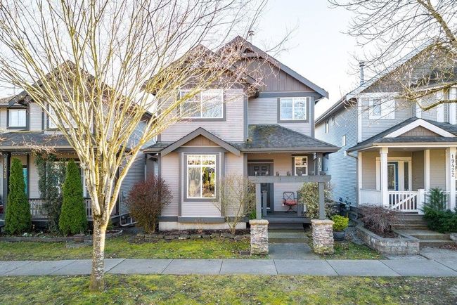 19430 66 A Avenue, House other with 3 bedrooms, 2 bathrooms and 2 parking in Surrey BC | Image 1
