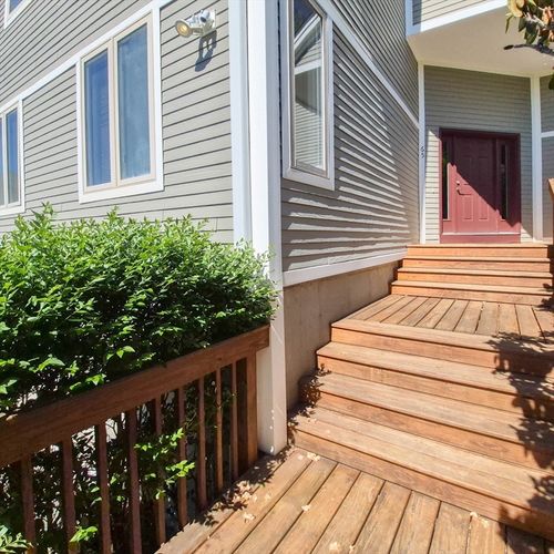 65-65 Bayberry Ln, Dartmouth, MA, 02747-3572 | Card Image