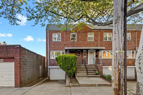 1740 E 54th Street, New York, NY, 11234 | Card Image