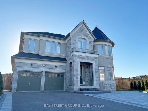 Bsmt 42 Brown Crt, Newmarket, ON, L3Y0C7 | Card Image