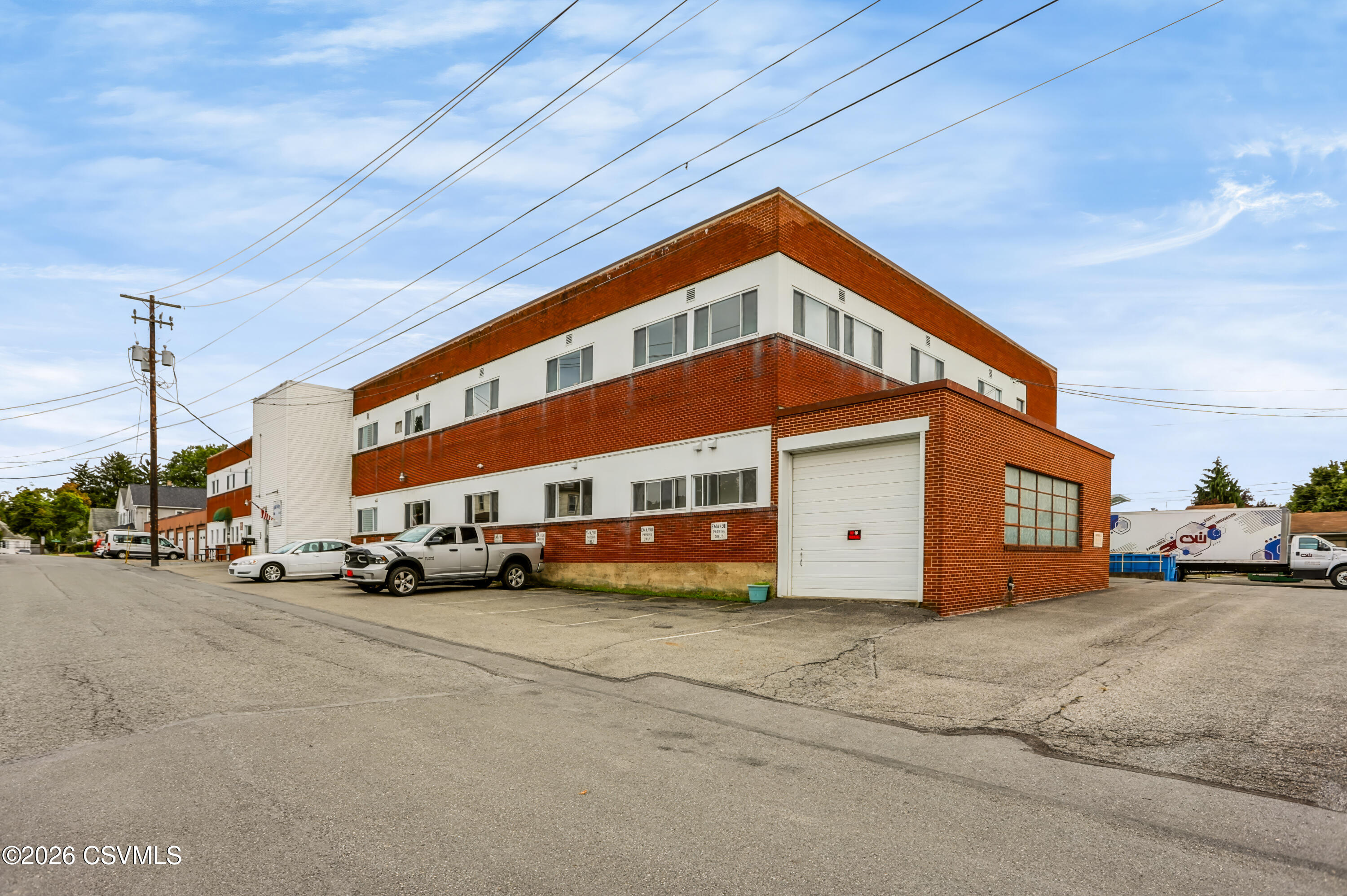 911 Greenough St, Sunbury, PA 17801