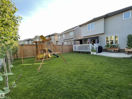 30 Autumnwood Cres, Spruce Grove, AB, T7X0J3 | Card Image