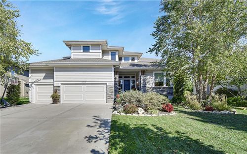 11510 W 157th Ter, Overland Park, KS, 66221-7106 | Card Image