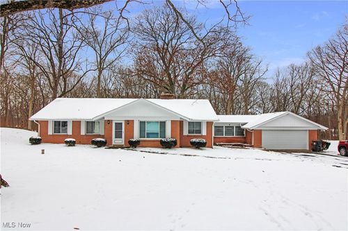 3298 N Valley Dr, Port Clinton, OH, 43452-3141 | Card Image