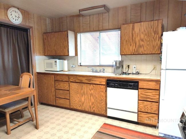 2738 Dixie Rd, House other with 2 bedrooms, 2 bathrooms and 2 parking in Dixie ID | Image 6