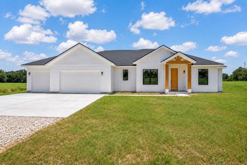 16544 Fm 112, Thrall, TX, 76578-8809 | Card Image