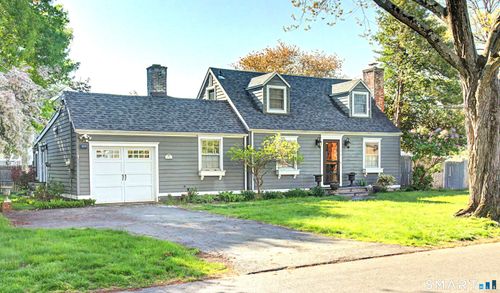 173 Puritan Rd, Fairfield, CT, 06824-6834 | Card Image