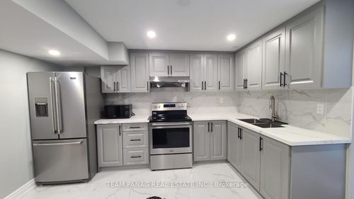 162 Luella Cres, Brampton, ON, L7A3H8 | Card Image