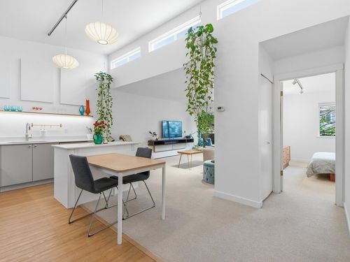 314-2416 W 3rd Ave, Vancouver, BC, V6K1L8 | Card Image