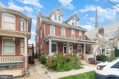 327 Herman Ave, LEMOYNE, PA, 17043-1940 | Card Image