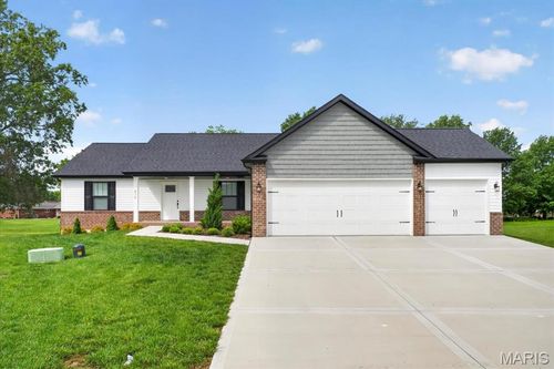 312 Jennifer, Germantown, IL, 62245-2064 | Card Image