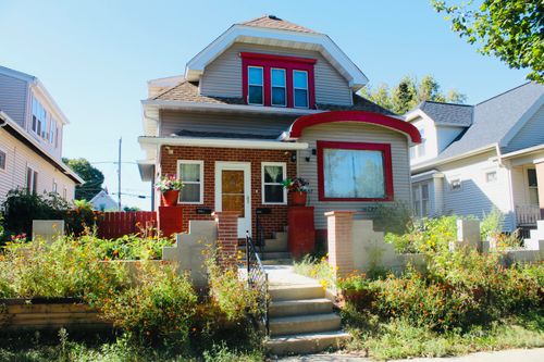 3157 S 10th St, Milwaukee, WI, 53215-4729 | Card Image