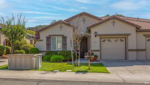 3262 Inwood Pl, Fairfield, CA, 94534-8331 | Card Image
