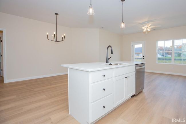 2 - 1609 Tahoe Dr, Condo with 3 bedrooms, 2 bathrooms and null parking in Evansville IN | Image 5