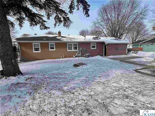 1003 N Renville St, Winthrop, MN, 55396-2426 | Card Image